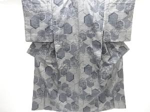 亀甲に樹木模様織り出し十日町紬着物